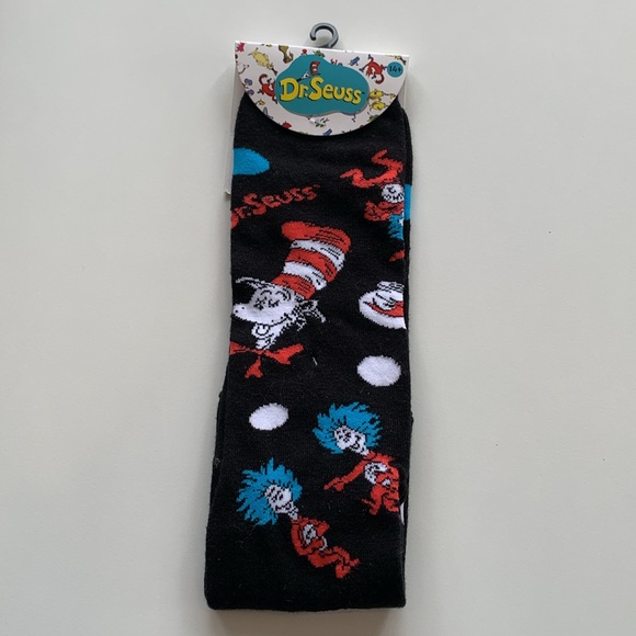 Dr. Seuss Cat in the Hat Black Crew Socks, Unisex - Picture 2 of 4